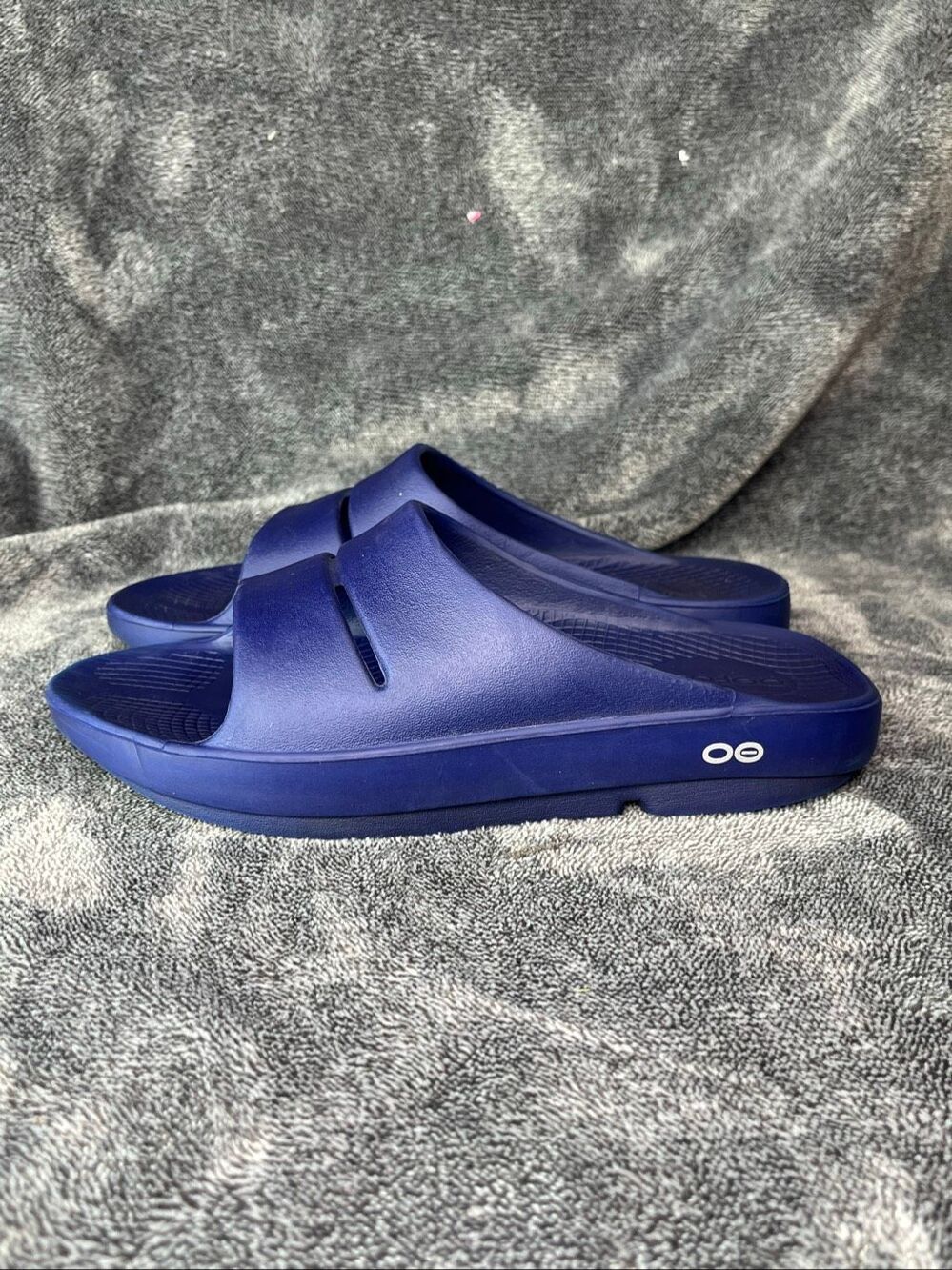 OOFOS OOahh Recovery Slide Sandals Navy Blue M6 / W8